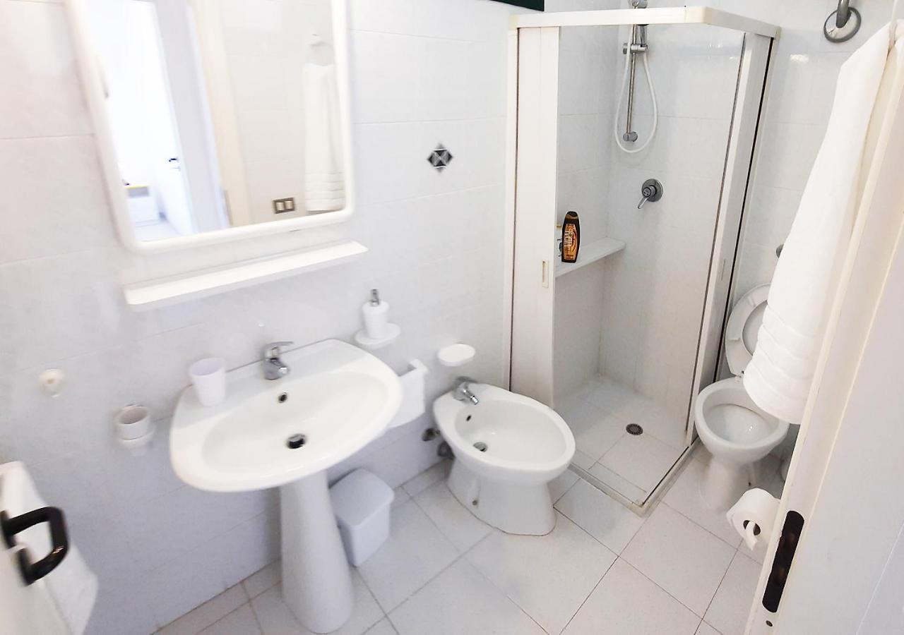 Casa Smeraldo Mare A Sud Di Porto Cesareo Torre Inserraglio ภายนอก รูปภาพ