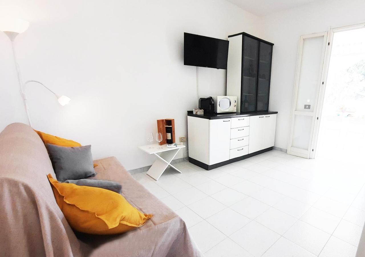 Casa Smeraldo Mare A Sud Di Porto Cesareo Torre Inserraglio ภายนอก รูปภาพ